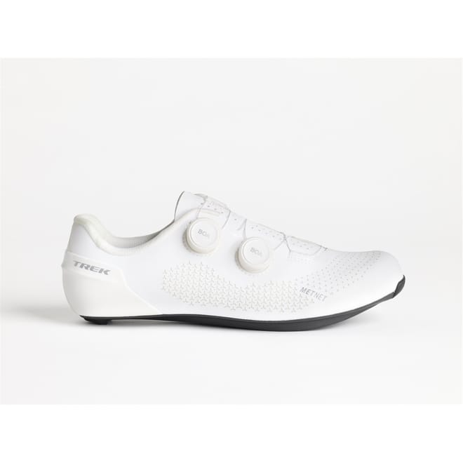 Velocis Road Low Top Sneakers