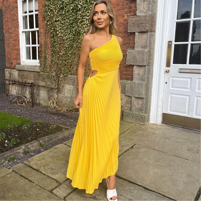 Shoulder Cut Out Pleated Midi Dress