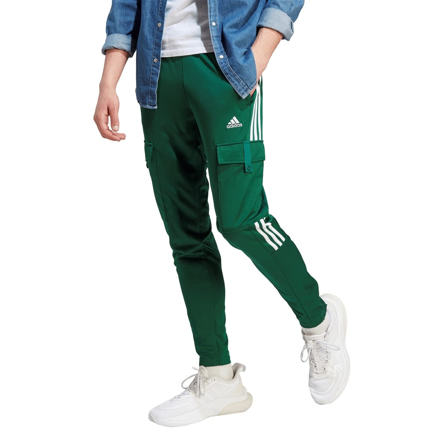 Cargo trackies online