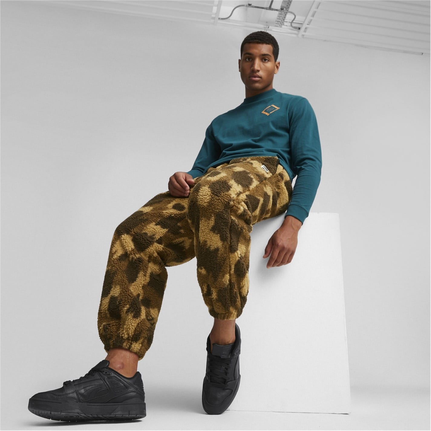 Sweatpants with sherpa inside sale