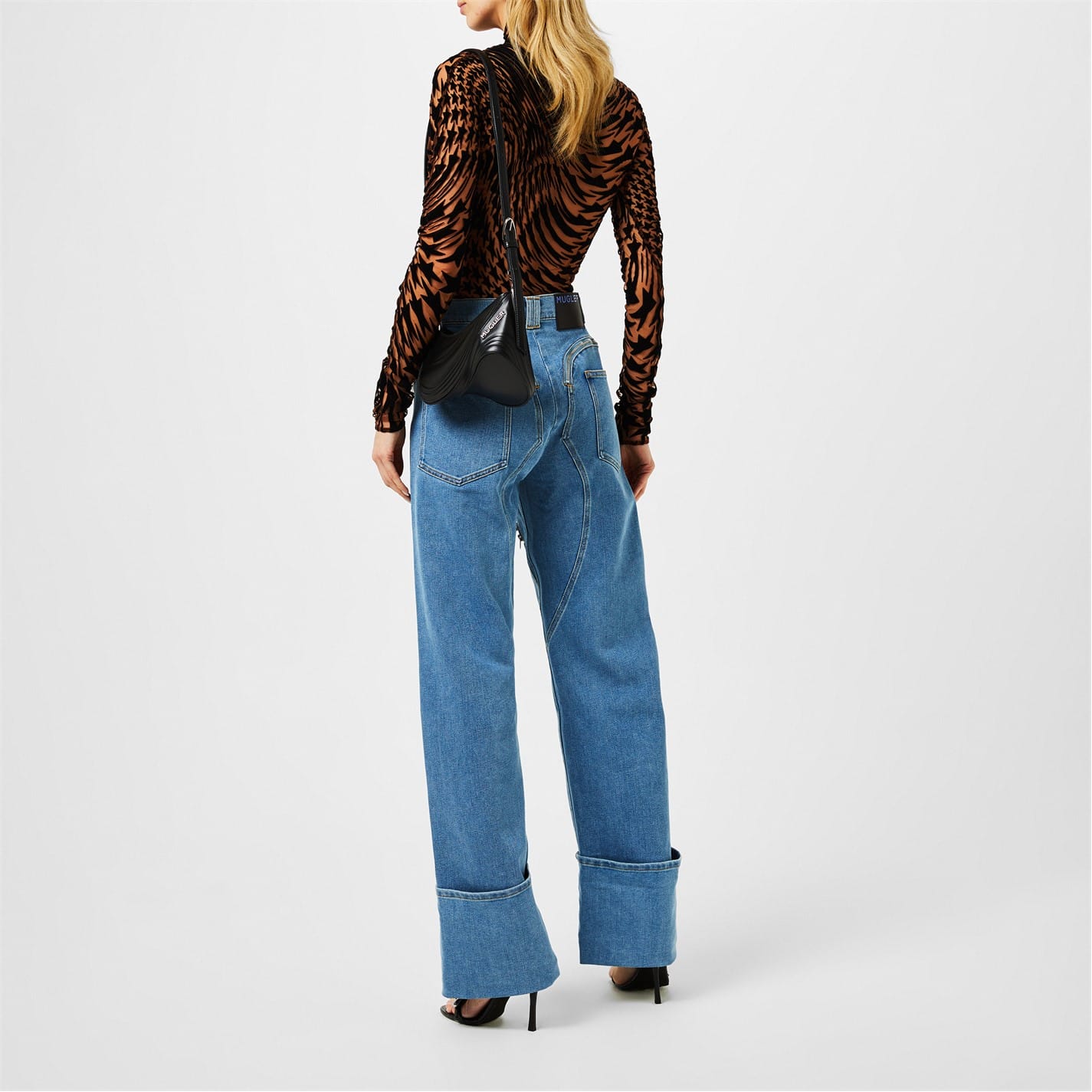 デニム・ジーパン MUGLER SS25 FLARED JEANS (PA0398242 6048) Mugler Washed Flared Jeans | Black | FARFETCH IN