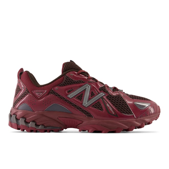 610T Trainers