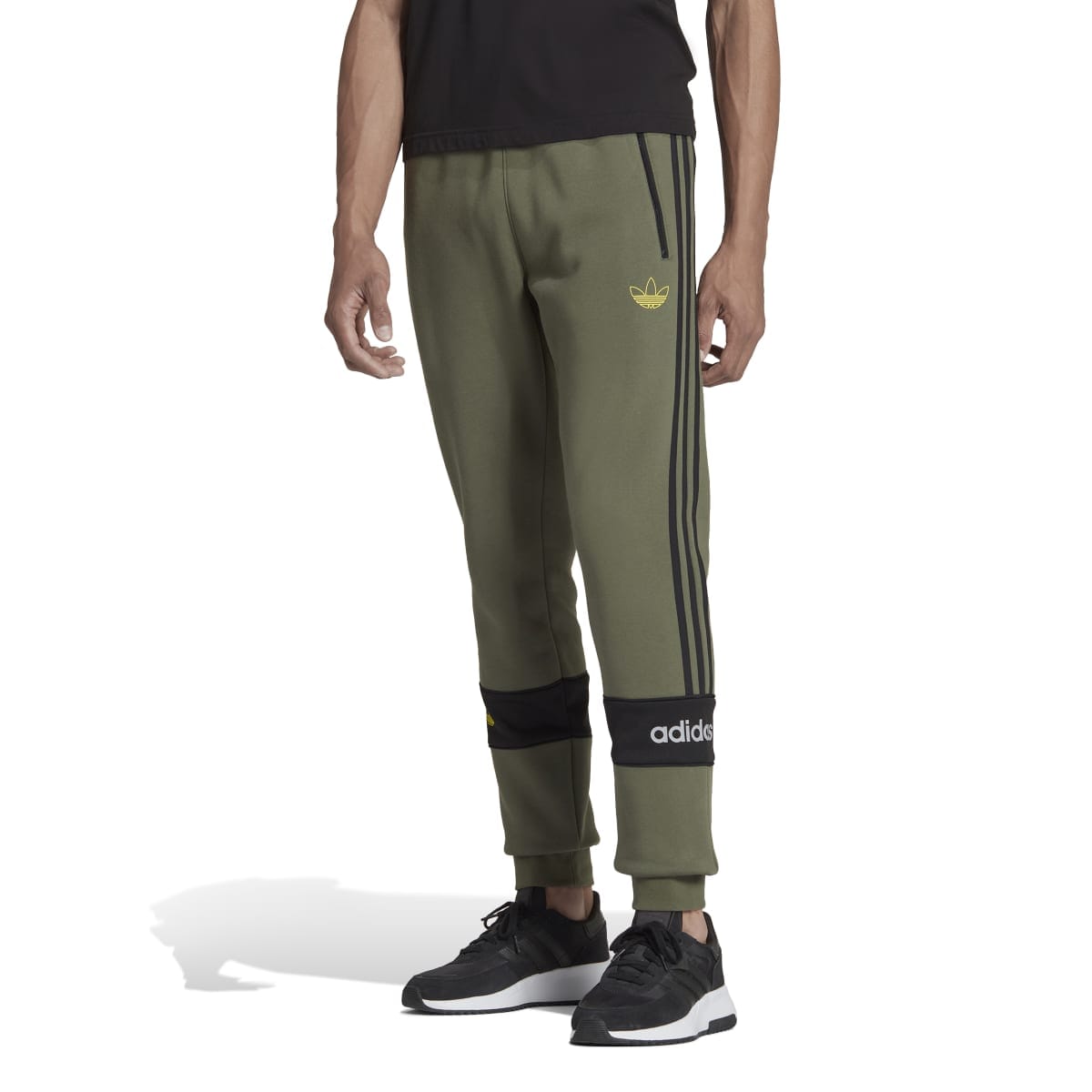 Adidas originals itasca joggers best sale