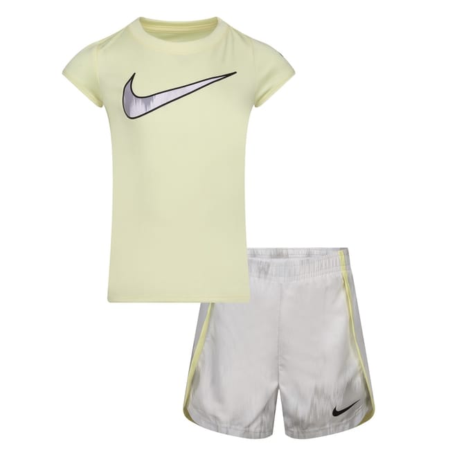 T  And  Sprntr Set