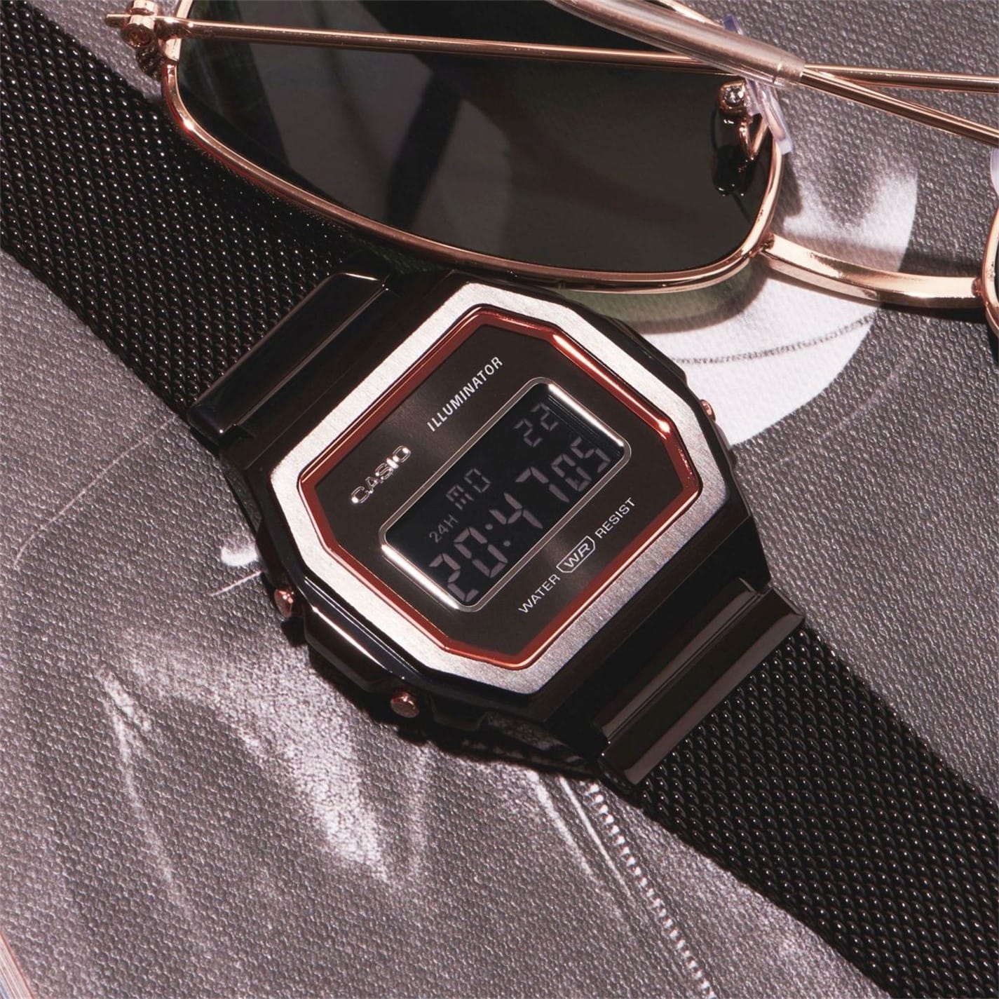 Casio illuminator black gold online