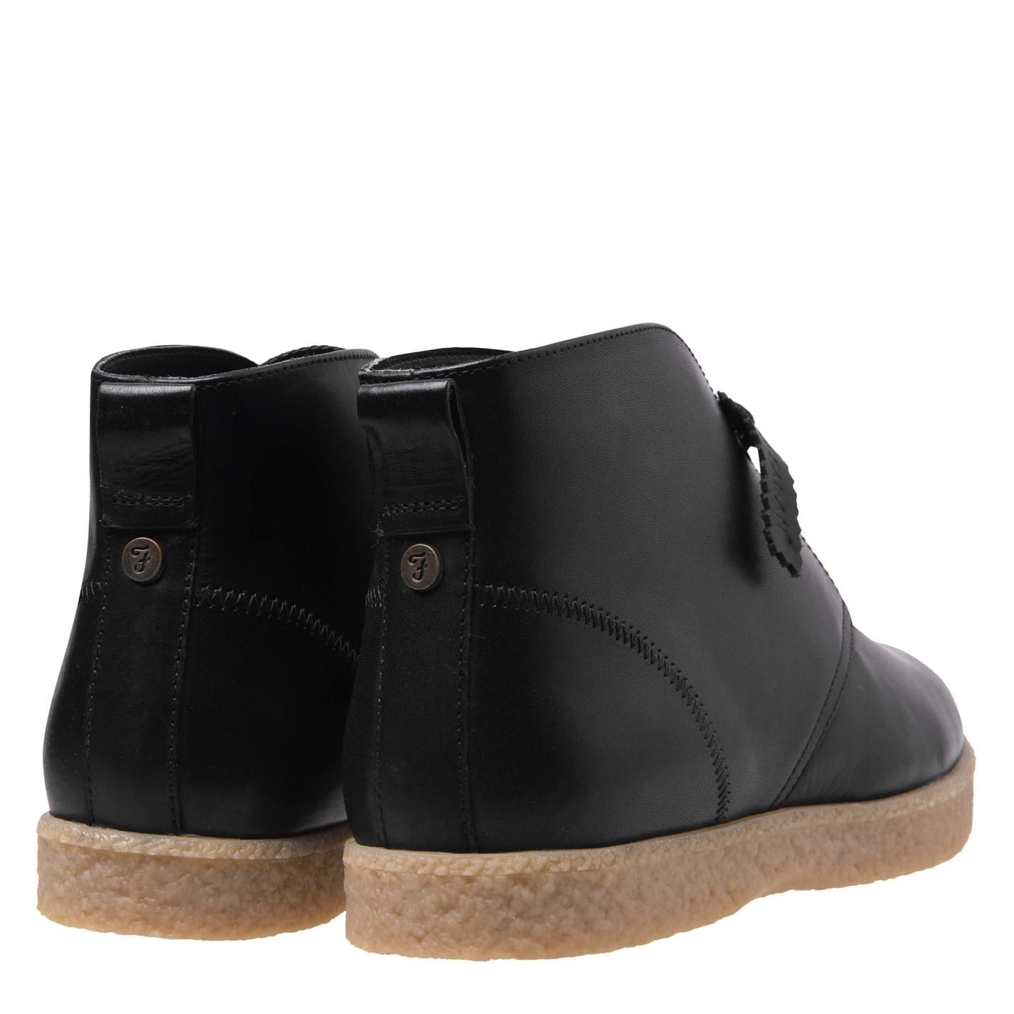 Farah Chukka Boots in Black