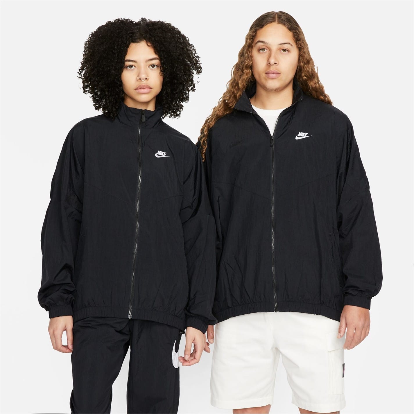 Nike women's windrunner jacket black hotsell