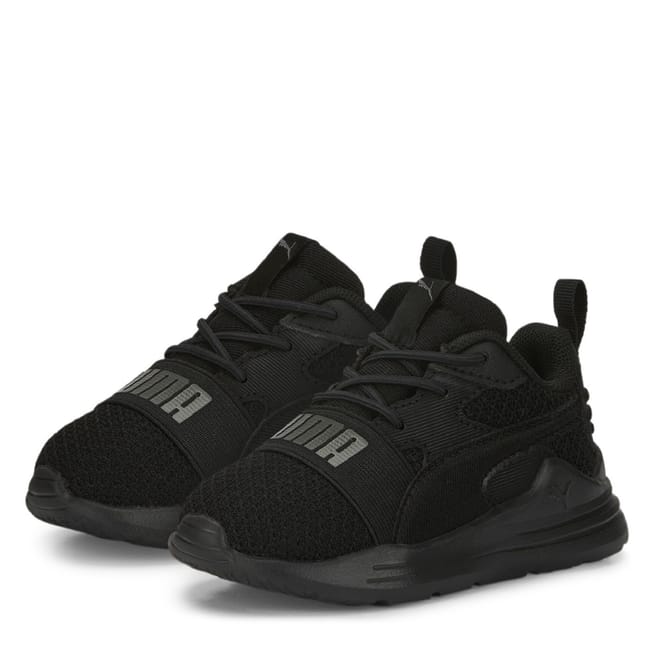 Wired Run Pure Low Top Running Sneakers