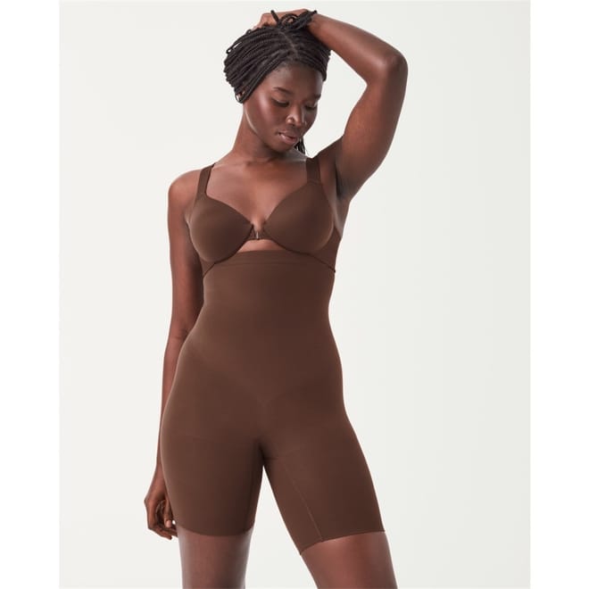Seamless Shaping Medium Control High Waisted Shorts