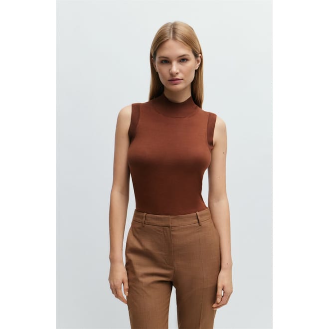 Fomila Sleeveless Top