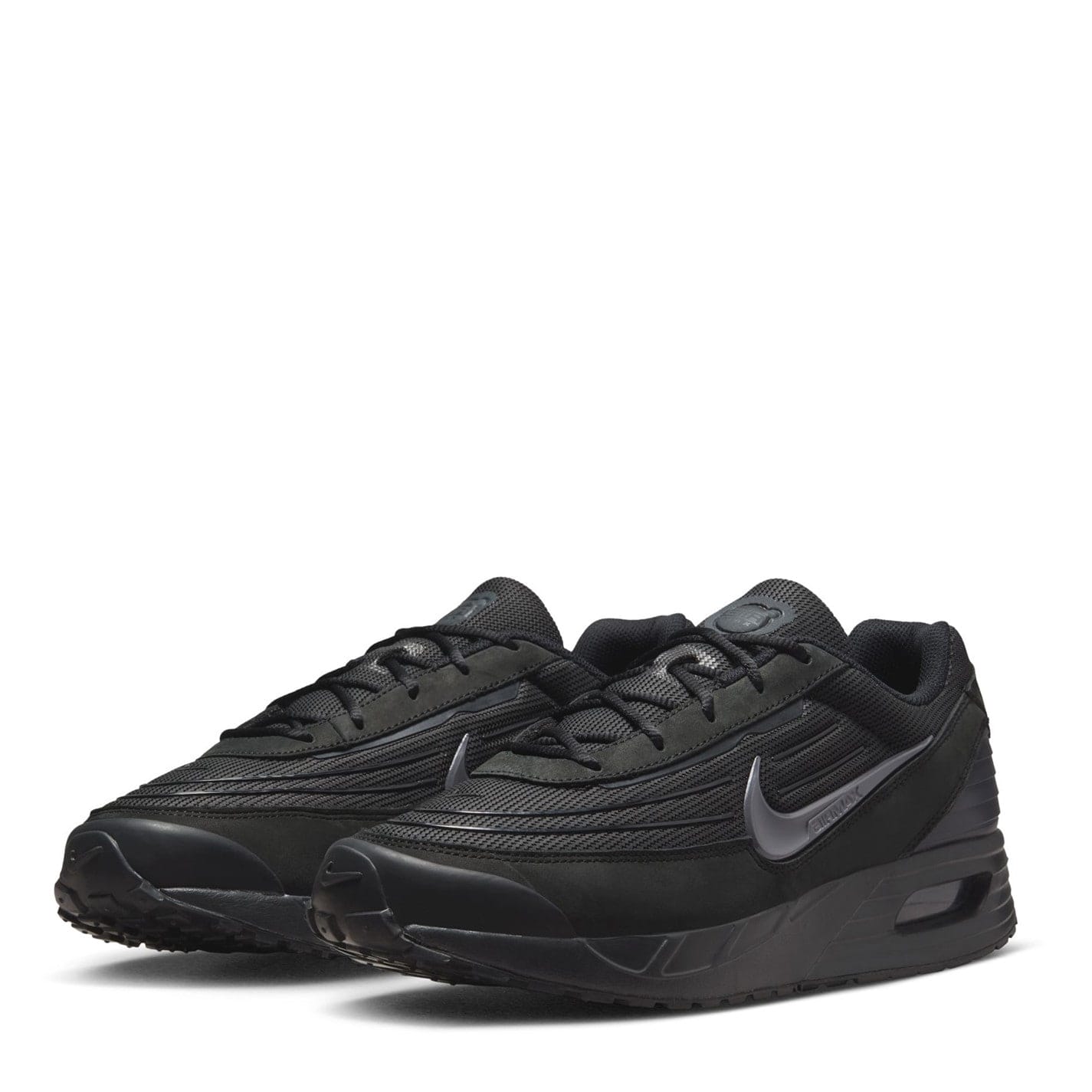 Plain black nike air max on sale