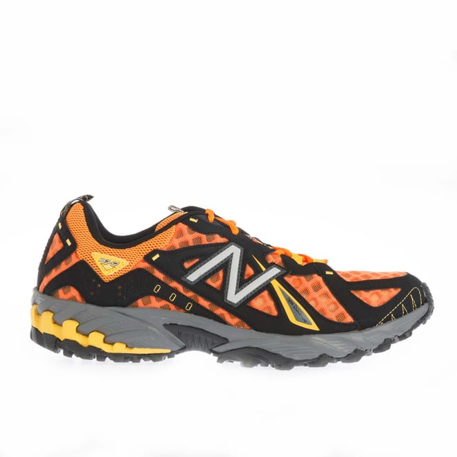 610 V1 Trainers